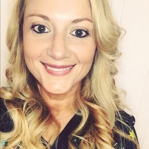 Meet your Posher, Kimberly